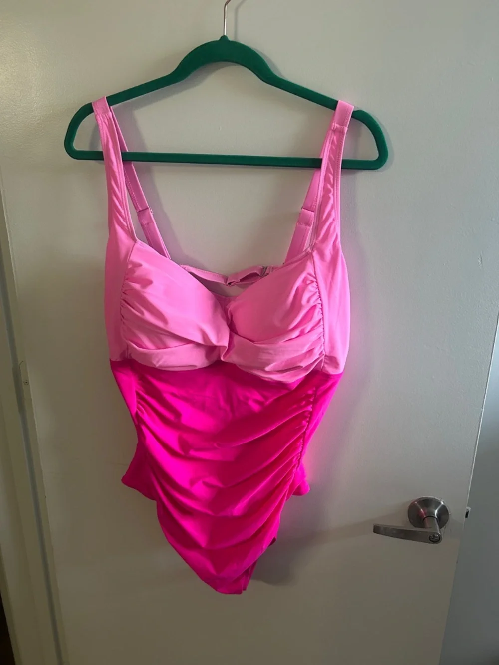 Women’s Two-Tone Pink One-Piece Swimsuit - Size  18W NWT - Picture 1 of 4